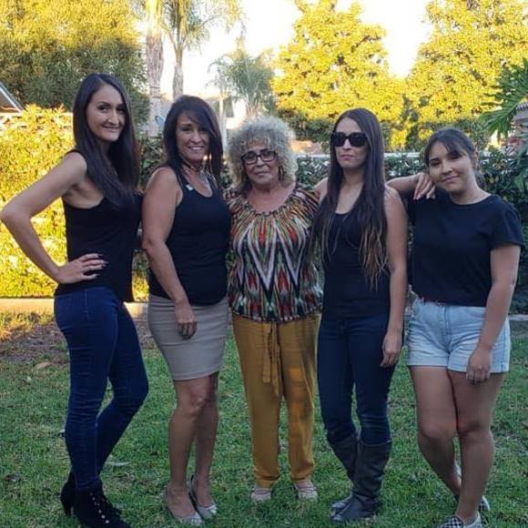 Meet your Posher, Lily - Picture 1 of 1